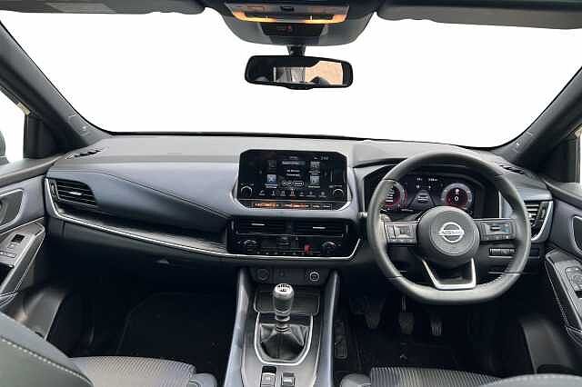 Nissan Qashqai 1.3 DiG-T MH Tekna [Bose] 5dr