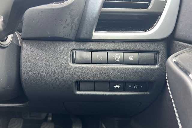 Nissan Qashqai 1.3 DiG-T MH Tekna [Bose] 5dr