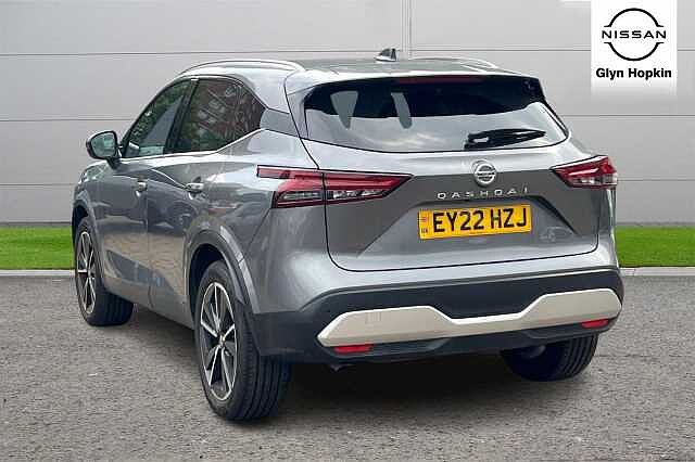 Nissan Qashqai 1.3 DiG-T MH Tekna [Bose] 5dr