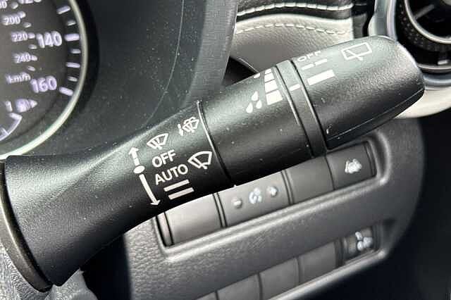 Nissan Juke 1.6 Hybrid Premiere Edition 5dr Auto