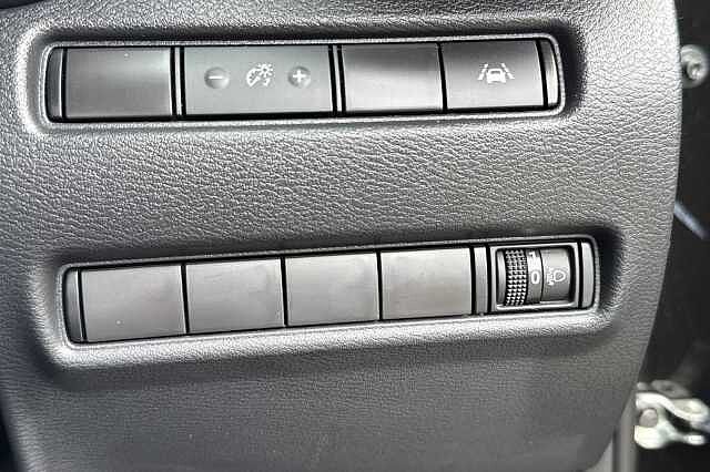 Nissan Juke 1.6 Hybrid Premiere Edition 5dr Auto