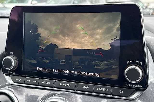 Nissan Juke 1.6 Hybrid N-Connecta 5dr Auto