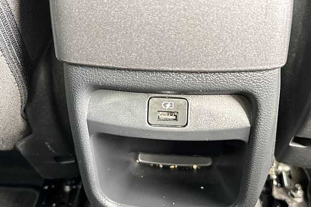 Nissan Juke 1.6 Hybrid N-Connecta 5dr Auto