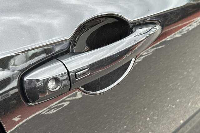 Nissan Juke 1.6 Hybrid N-Connecta 5dr Auto