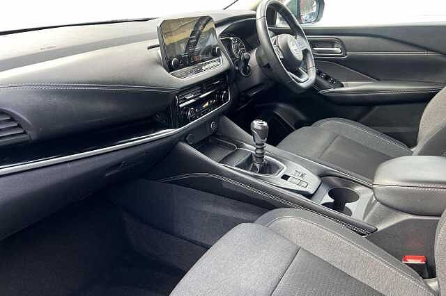 Nissan Qashqai 1.3 DiG-T MH N-Connecta 5dr