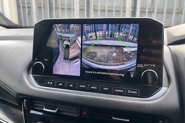 Nissan Qashqai 1.3 DiG-T MH N-Connecta 5dr