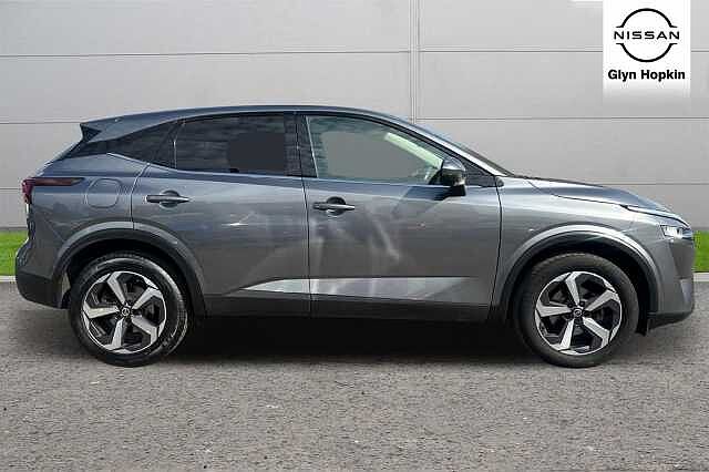 Nissan Qashqai 1.3 DiG-T MH N-Connecta 5dr