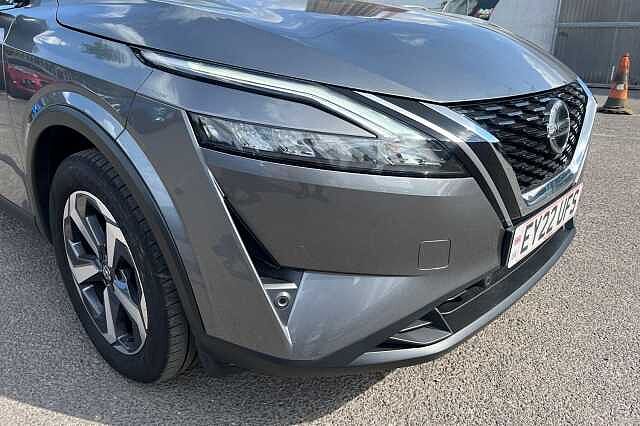 Nissan Qashqai 1.3 DiG-T MH N-Connecta 5dr