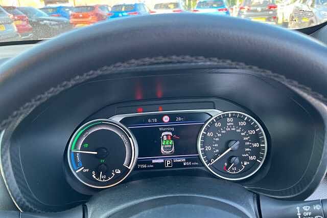 Nissan Juke 1.6 Hybrid Tekna 5dr Auto