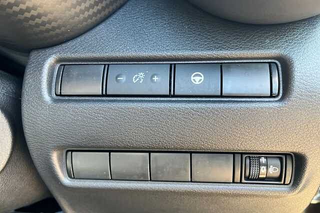 Nissan Juke 1.6 Hybrid Tekna 5dr Auto