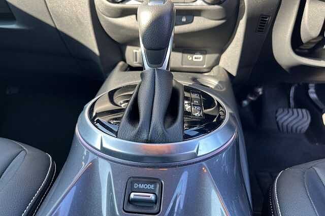 Nissan Juke 1.6 Hybrid Tekna 5dr Auto