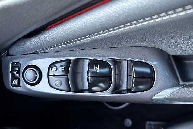 Nissan Juke 1.0 DiG-T 114 Tekna 5dr