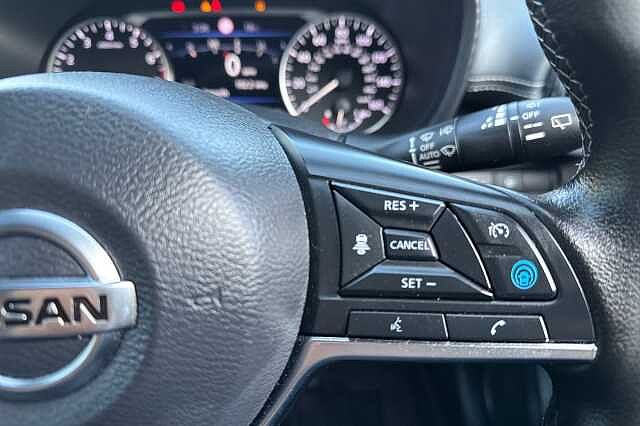 Nissan Juke 1.0 DiG-T 114 Tekna 5dr