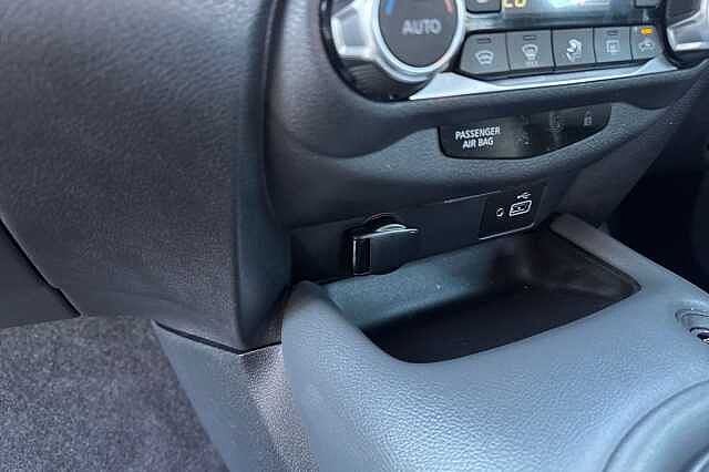 Nissan Juke 1.0 DiG-T 114 Tekna 5dr