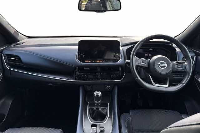 Nissan Qashqai 1.3 DiG-T MH Tekna 5dr