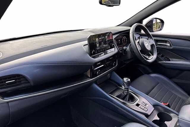 Nissan Qashqai 1.3 DiG-T MH Tekna 5dr