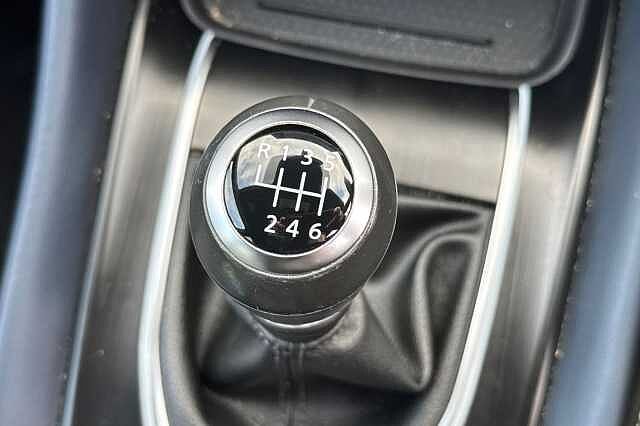 Nissan Qashqai 1.3 DiG-T MH Tekna 5dr