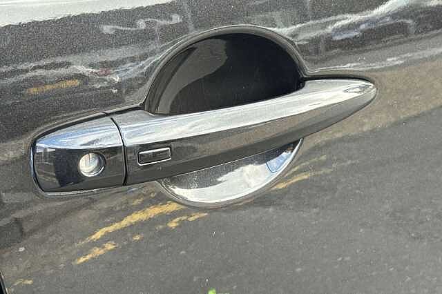 Nissan Qashqai 1.3 DiG-T MH Tekna 5dr