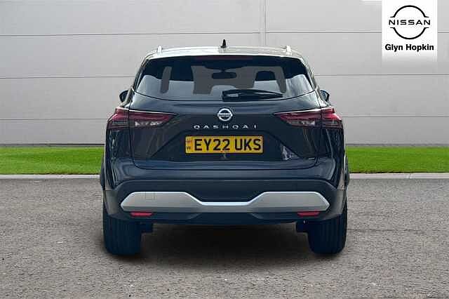Nissan Qashqai 1.3 DiG-T MH Tekna 5dr