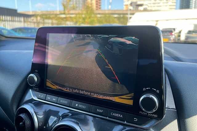 Nissan Juke 1.0 DiG-T N-Connecta 5dr DCT