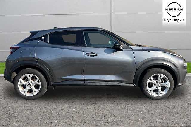 Nissan Juke 1.0 DiG-T N-Connecta 5dr DCT