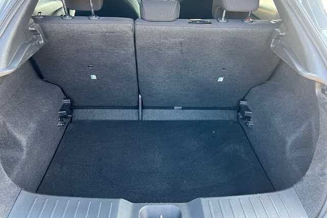 Nissan Juke 1.0 DiG-T N-Connecta 5dr DCT