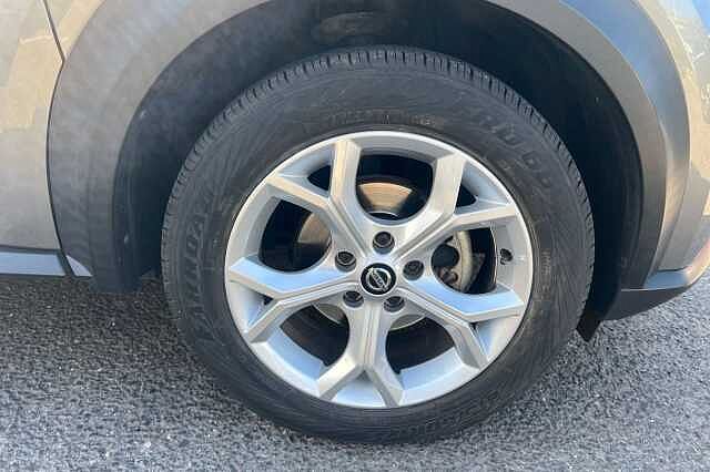 Nissan Juke 1.0 DiG-T N-Connecta 5dr DCT
