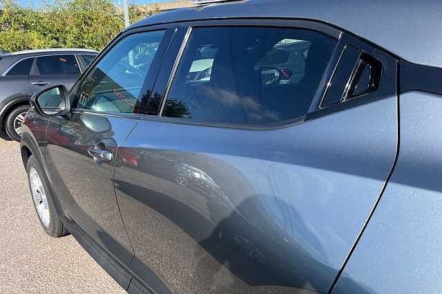 Nissan Juke 1.0 DiG-T N-Connecta 5dr DCT