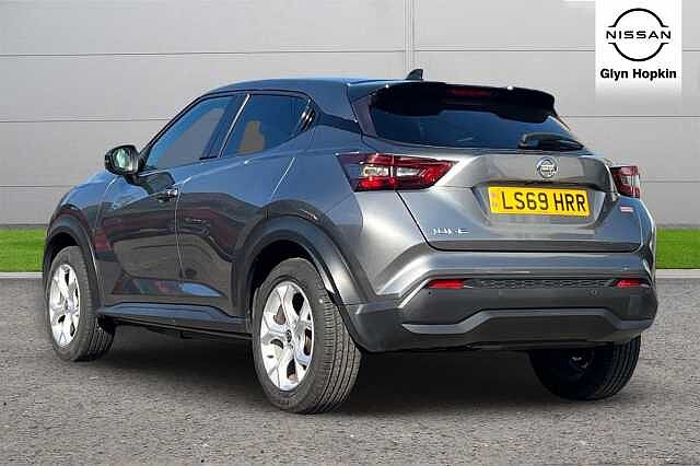 Nissan Juke 1.0 DiG-T N-Connecta 5dr DCT