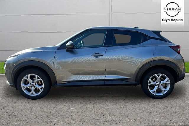 Nissan Juke 1.0 DiG-T N-Connecta 5dr DCT