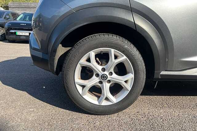 Nissan Juke 1.0 DiG-T N-Connecta 5dr DCT
