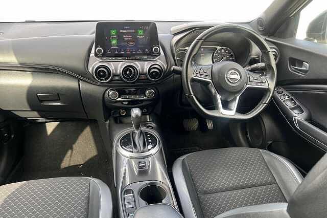 Nissan Juke 1.6 Hybrid N-Connecta 5dr Auto
