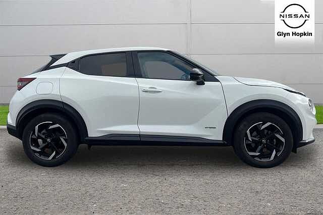 Nissan Juke 1.6 Hybrid N-Connecta 5dr Auto