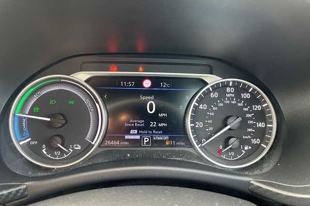 Nissan Juke 1.6 Hybrid N-Connecta 5dr Auto