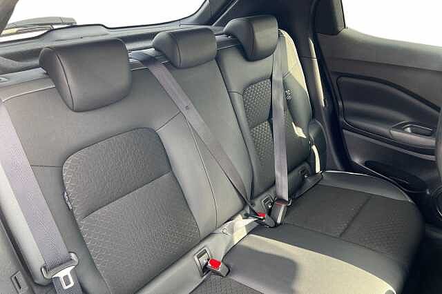 Nissan Juke 1.6 Hybrid N-Connecta 5dr Auto