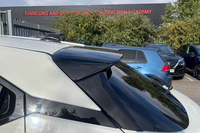 Nissan Juke 1.6 Hybrid N-Connecta 5dr Auto