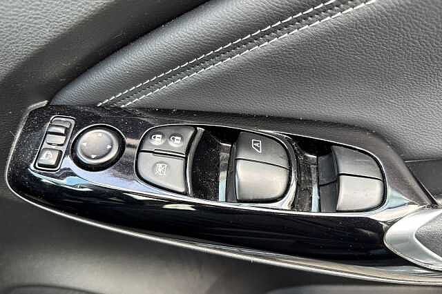 Nissan Juke 1.6 Hybrid Premiere Edition 5dr Auto