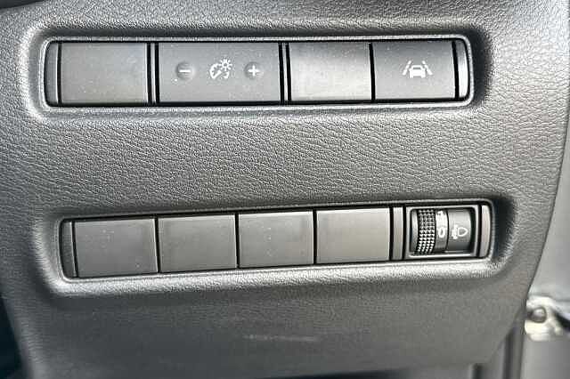 Nissan Juke 1.6 Hybrid Premiere Edition 5dr Auto