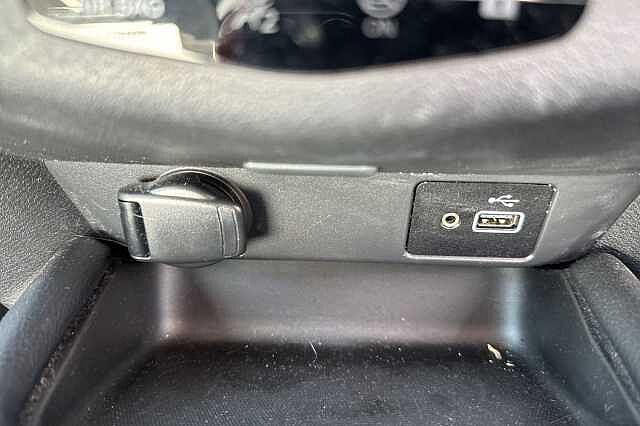 Nissan Juke 1.6 Hybrid Premiere Edition 5dr Auto